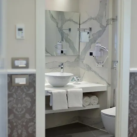 Eleira Luxury