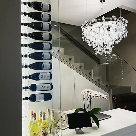 Nocleg ze śniadaniem Eleira Luxury 4*